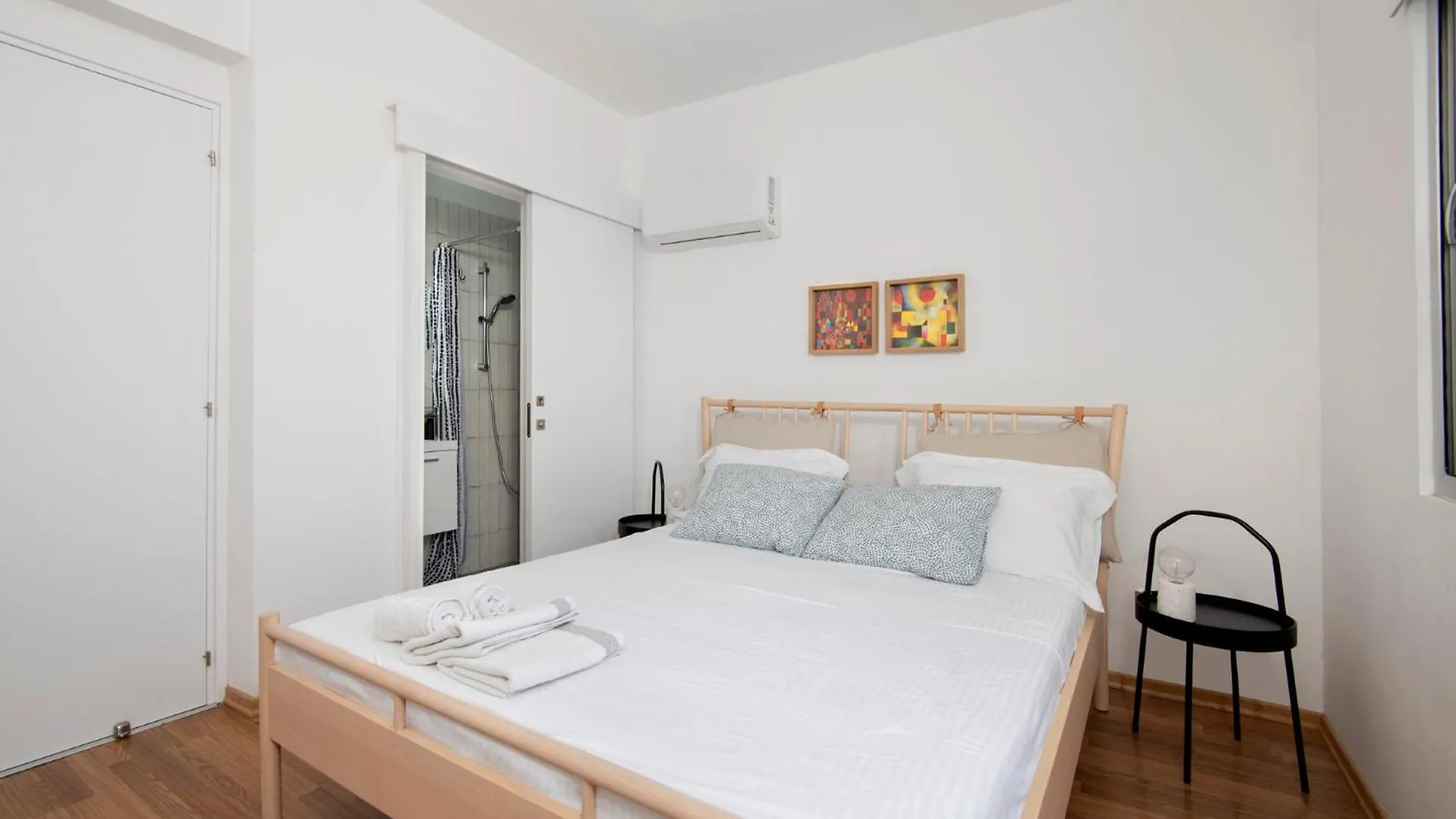 Amazing Two Bedroom Apartment لارنكا